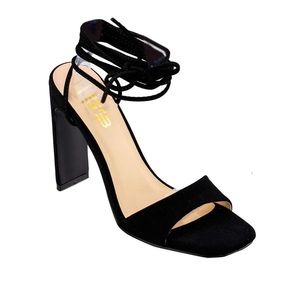 X2B ALLY-2 LACE UP CHUNKY HIGH HEEL SANDALS FOR WOMEN